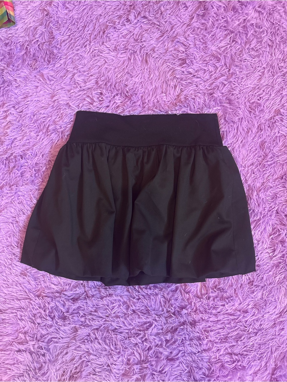 Alice and Olivia Bubble Black Women's Mini Skirt with Elastic Waistband